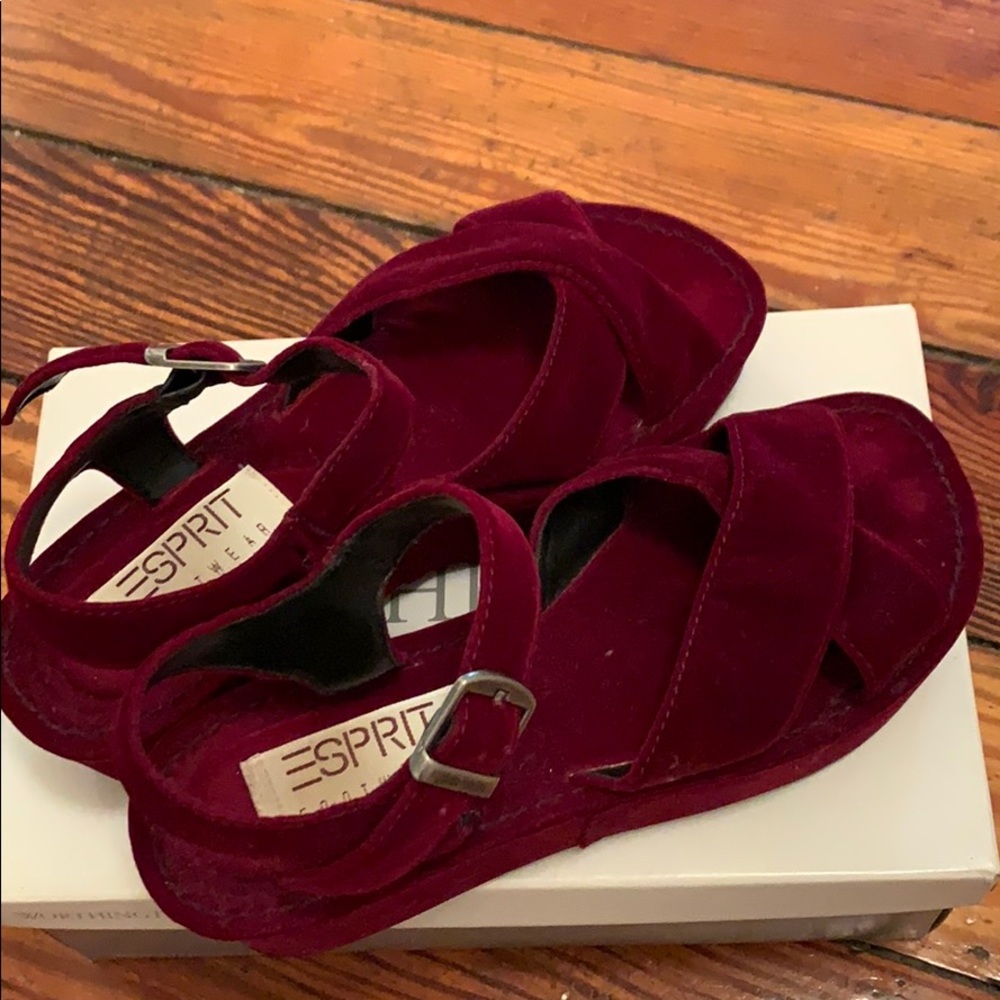 Vintage 90s Esprit maroon velvet clogs